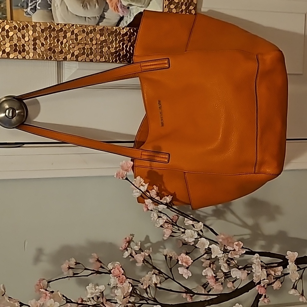 Michael Kors orange shoulder bag